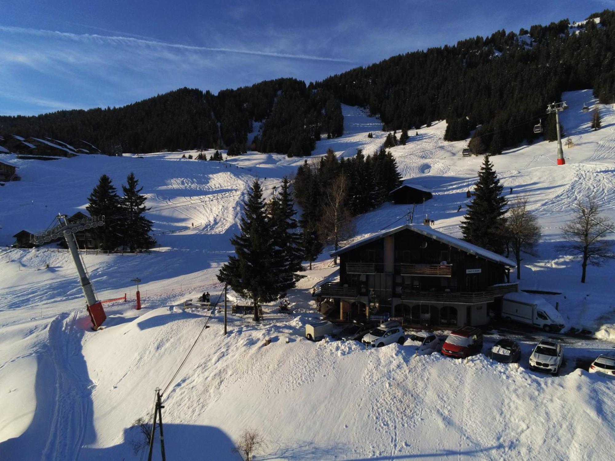לה סזי Le Chalet De Bisanne מראה חיצוני תמונה